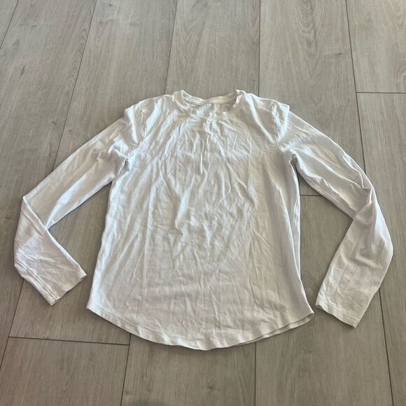 Lululemon Tops - Lululemon women’s long sleeve top size s